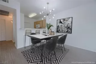 Photo #1: 2501904 Listing