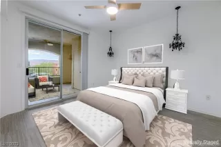 Photo #2: 2501904 Listing