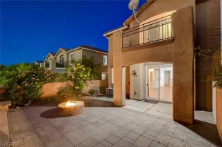 Photo #4: 2501918 Listing 