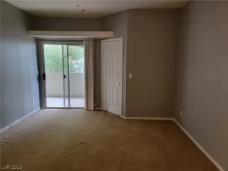 Photo #3: 2501991 Listing 