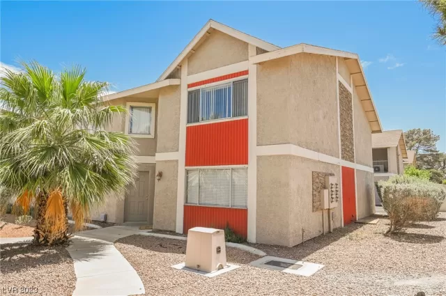 MLS: 2501997 Condo For Sale