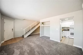 Photo #6: 2501997 Listing 