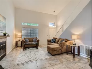 Photo #3: 2501998 Listing 