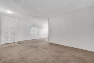 Photo #5: 2502001 Listing