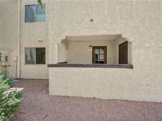 Photo #1: 2502011 Listing