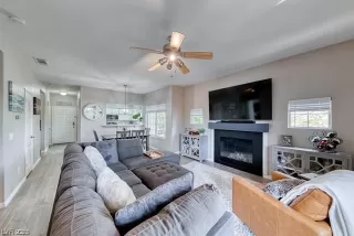 Photo #1: 2502012 Listing 