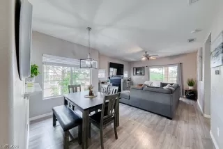 Photo #3: 2502012 Listing 