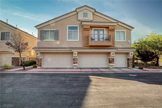 MLS: 2502085 Condo For Sale