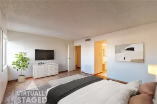 Photo #6: 2502087 Listing 