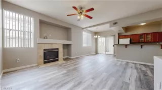 Photo #4: 2502088 Listing