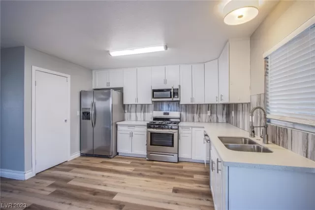 MLS: 2502095 Condo For Sale