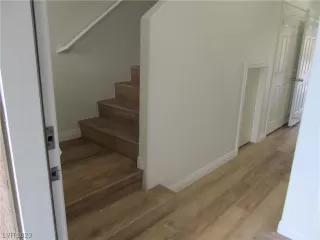 Photo #2: 2502115 Listing 