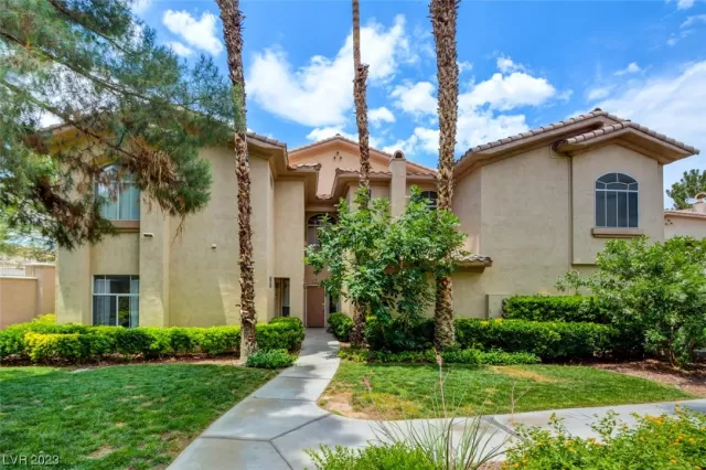 MLS: 2502135 Condo For Sale