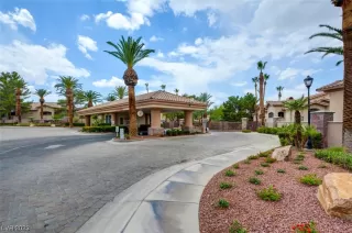 Photo #1: 2502135 Listing