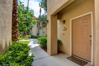 Photo #6: 2502135 Listing