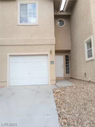 Photo #3: 2502150 Listing 