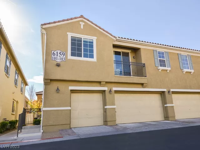 MLS: 2502156 Condo For Sale