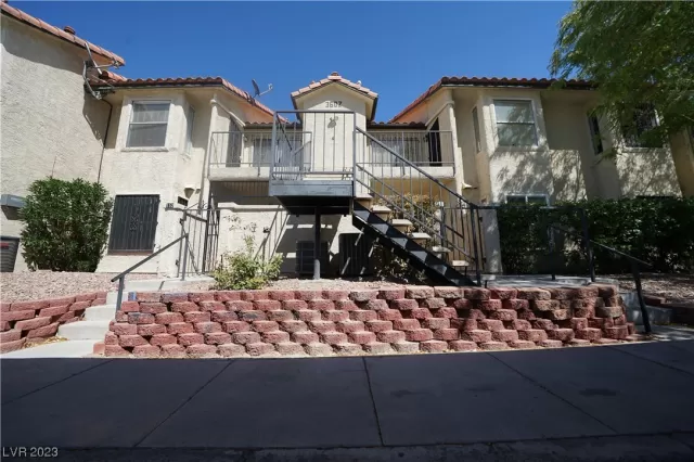 MLS: 2502182 Condo For Sale