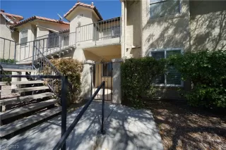 Photo #1: 2502182 Listing 