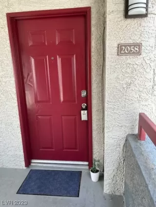 Photo #1: 2502210 Listing 