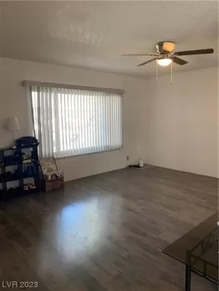 Photo #4: 2502213 Listing