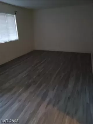 Photo #3: 2502234 Listing 