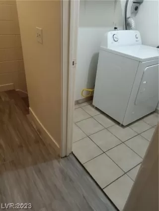 Photo #5: 2502234 Listing 