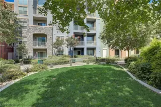 Photo #3: 2502260 Listing