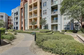 Photo #4: 2502260 Listing