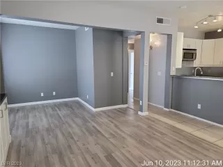 Photo #3: 2502271 Listing 