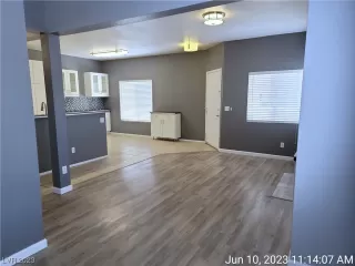 Photo #5: 2502271 Listing 