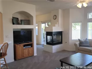 Photo #3: 2502276 Listing 