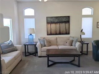 Photo #6: 2502276 Listing 