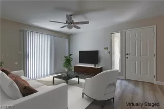 Photo #1: 2502293 Listing 