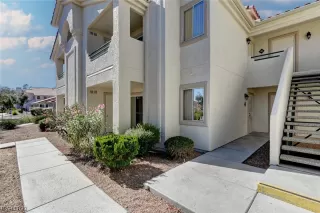 Photo #1: 2502360 Listing 