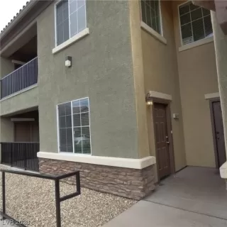 Photo #1: 2502387 Listing