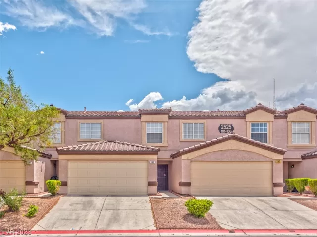 MLS: 2502397 Condo For Sale