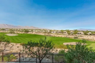 Photo #1: 2502422 Listing