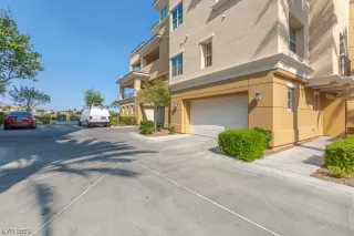 Photo #6: 2502422 Listing