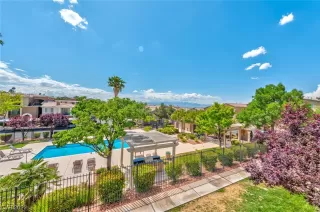 Photo #2: 2502466 Listing