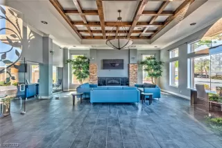 Photo #3: 2502466 Listing