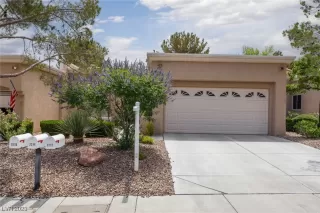 Photo #1: 2502477 Listing 