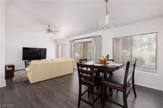 Photo #3: 2502477 Listing 