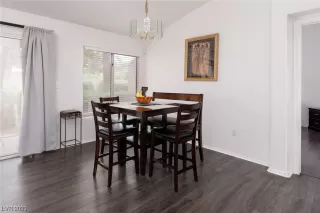 Photo #4: 2502477 Listing 