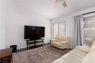 Photo #5: 2502477 Listing 