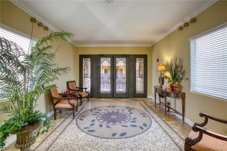 Photo #1: 2502500 Listing