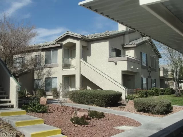 MLS: 2502508 Condo For Sale