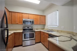 Photo #4: 2502572 Listing