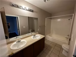 Photo #6: 2502576 Listing