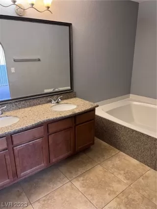 Photo #6: 2502583 Listing 